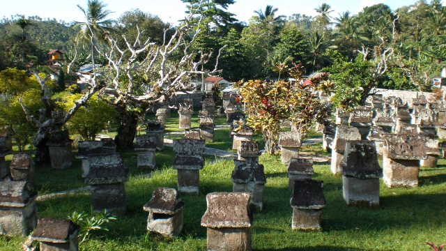 Menyingkap Makna Budaya Waruga Sawangan di Tanah Leluhur