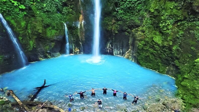 Informasi Lengkap untuk Akses Wisata Air Terjun 2 Warna